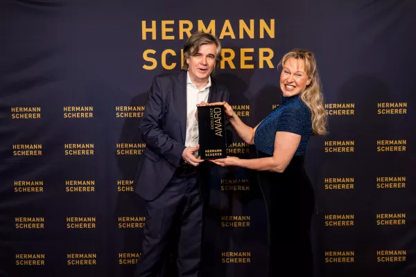 Bild: Weltrekord mit Männerbusen