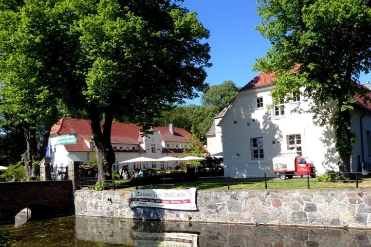 Bild: Den September genießen auf Wasserschloss Mellenthin