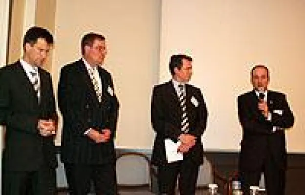 Bild: Auf die Erfahrung der Älteren können wir nicht verzichten