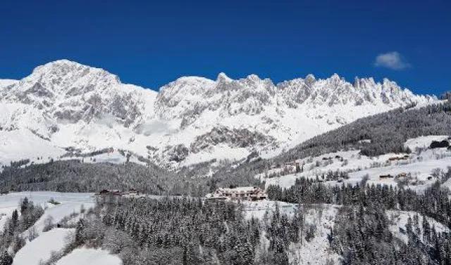 Besinnlichkeit à la Aldiana Ob als Geschenk oder gemeinsam gebucht - Aldiana passt immer Bild: Besinnlichkeit à la Aldiana Ob als Geschenk oder gemeinsam gebucht - Aldiana passt immer