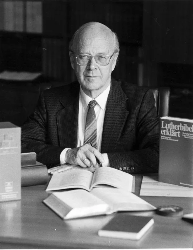 Eduard Lohse in seiner Zeit als Vorsitzender der Deutschen Bibelgesellschaft (Foto: DBG)