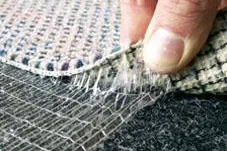 Bild: Bodenbeläge mittels Spezial-Klebeband verlegen