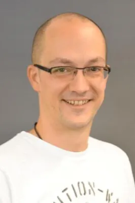 Interview mit dem Gründer Nicolas Hofer Bild: Interview mit dem Gründer Nicolas Hofer