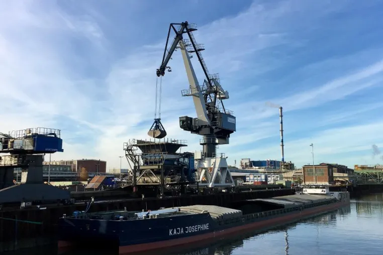Brunsbüttel Ports investiert rund 3 Mio. Euro in Hamburg Bild: Brunsbüttel Ports investiert rund 3 Mio. Euro in Hamburg