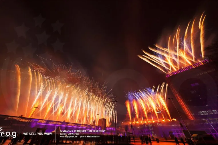 Bild: FOG fireworks + sfx GmbH eröffnet BrawoPark mit spektakulärem Feuerwerk