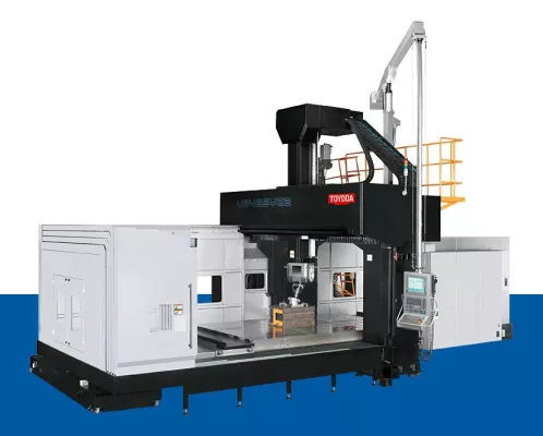 Bild: Lerinc zeigt Größe - neue Toyoda Doppelständerfräsmaschinen