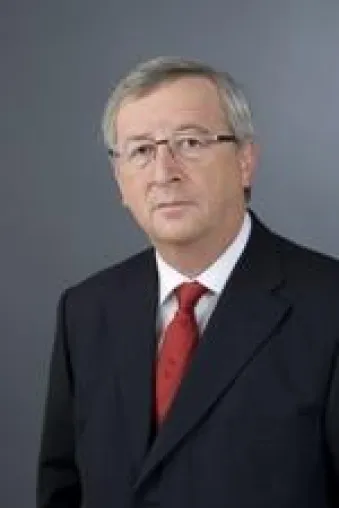 Jean-Claude Juncker wird neunter Aalkönig von Bad Honnef Bild: Jean-Claude Juncker wird neunter Aalkönig von Bad Honnef