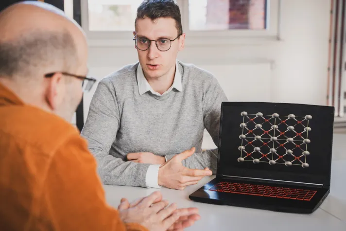 Forschungsprojekt Zeppelin: Ein Schritt in Richtung energiesparender Computer Bild: Forschungsprojekt Zeppelin: Ein Schritt in Richtung energiesparender Computer