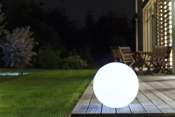 Spätsommer-Abende im Garten verlängern Bild: Spätsommer-Abende im Garten verlängern