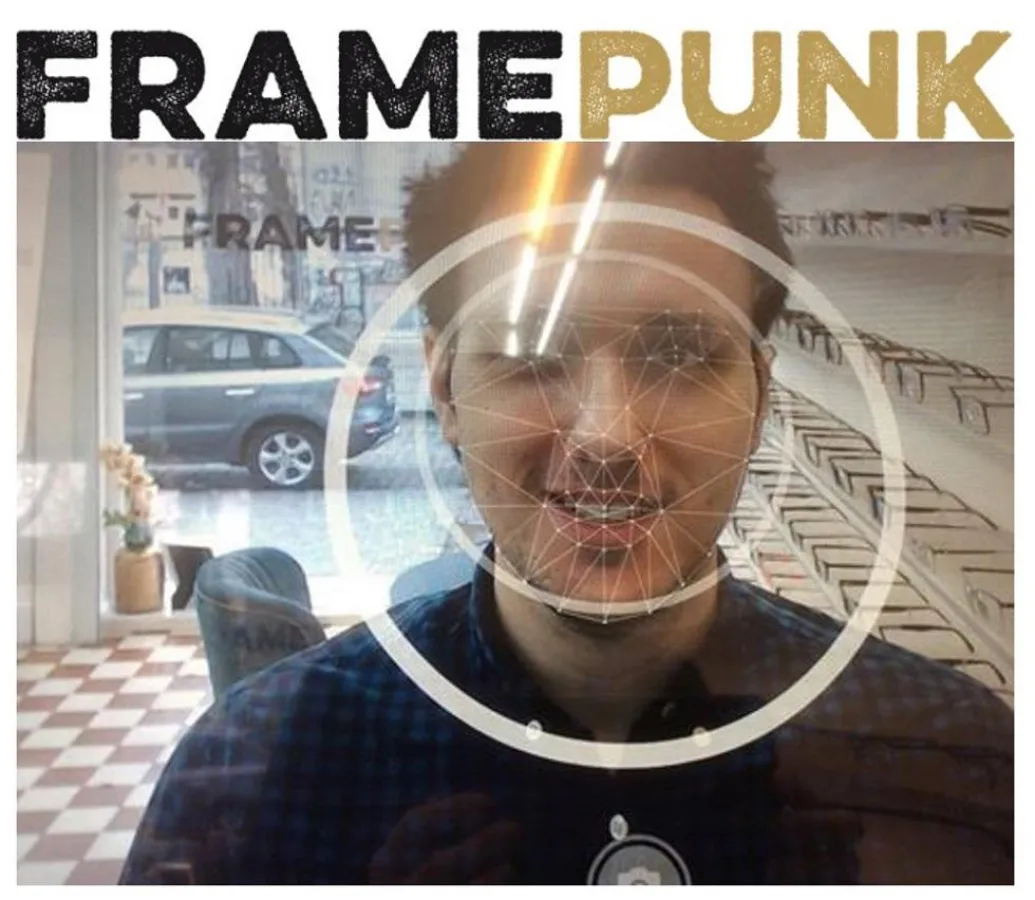 Facetraking Software beim Optiker FRAME PUNK
