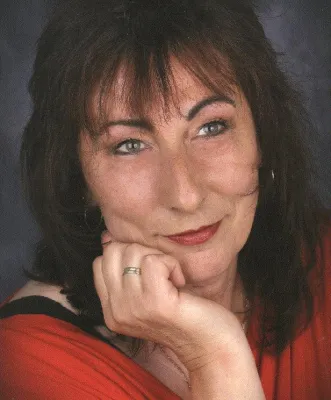 Bild: Die Rosamunde Pilcher von Rügen schreibt von der romantischen Annäherung von Ost und West