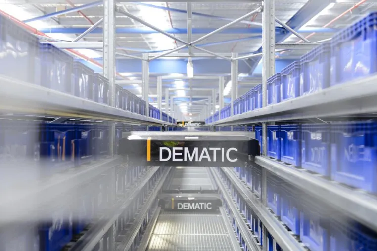 Arbeitsbekleidungshersteller erweitert automatisches Lager: Dematic erhält Folgeauftrag von Velilla Confección Bild: Arbeitsbekleidungshersteller erweitert automatisches Lager: Dematic erhält Folgeauftrag von Velilla Confección