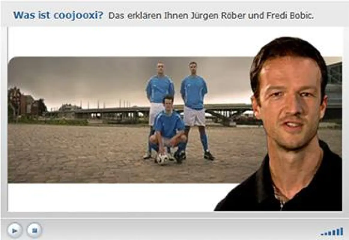 Fredi Bobic und Jürgen Röber erklären auf der Homepage die Plattform www.coojooxi.com