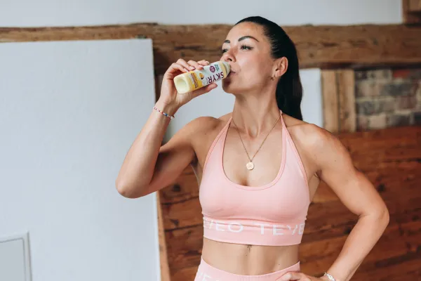 Bild: TikTok-Trend im Check: Warum Skyr und Energy-Drinks keine gute Idee sind