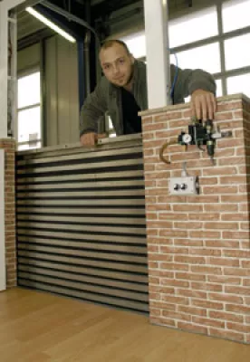 Bild: Rollschott statt Sandsack – Hochwasserschutz lässt Flussanrainer ruhiger schlafen