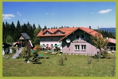 Bild: Urlaub in Bayern - auch im Bayerwald wird Whisky destilliert