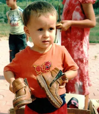 Bild: Deutsche Kleiderstiftung erweitert Portfolio um „Schuhgabe“