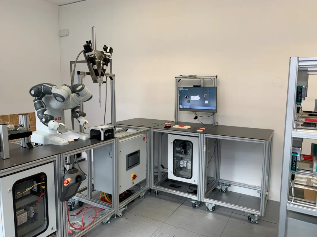 Smart Production Demonstrator im Technologiezentrum der Mannheimer MAFINEX