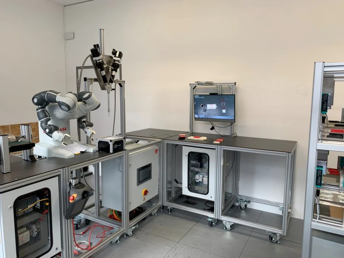 Smart Production Demonstrator im Technologiezentrum der Mannheimer MAFINEX