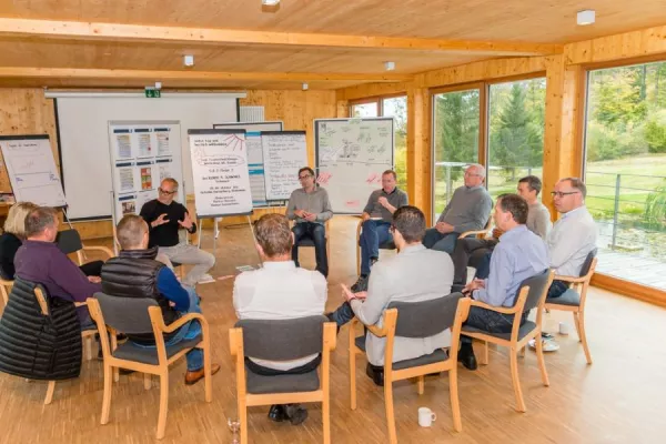 Erfolgsförderung auf Tagungen in Tagungsräumen der GutsAlm Harlachberg Bild: Erfolgsförderung auf Tagungen in Tagungsräumen der GutsAlm Harlachberg