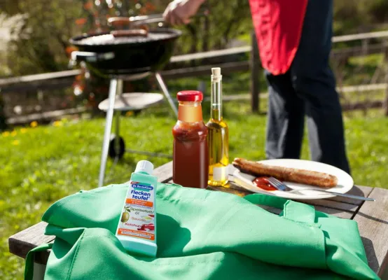 Bild: Die neuen Dr. Beckmann Fleckenteufel sind die perfekten Helfer in der Grillsaison