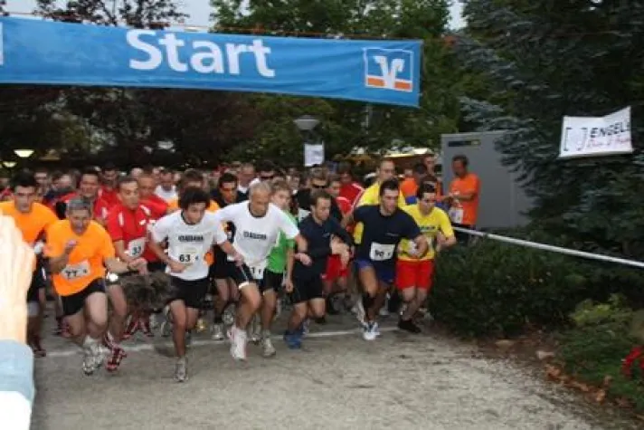 Bild: Und nächstes Jahr knacken wir die 100 – Der Engel’s Run4Fun 2011