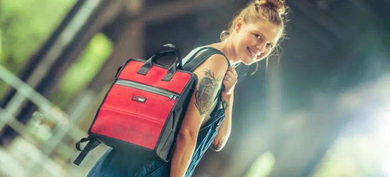 Feuerwear-Rucksack Elvis: This one’s for the ladies Bild: Feuerwear-Rucksack Elvis: This one’s for the ladies