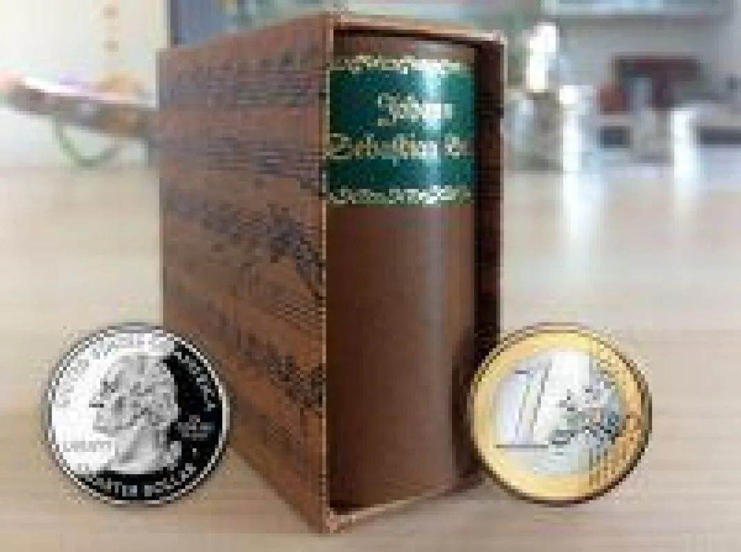 Ein guter Größenvergleich ergibt sich mit Euro und US-Quarter-Dollar: für Bach-Fans ist die Miniatur-Biografie ideal.