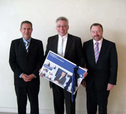 Vereinigte IKK ist gut aufgestellt - Stabwechsel im Verwaltungsrat und optimistische Finanzprognose Bild: Vereinigte IKK ist gut aufgestellt - Stabwechsel im Verwaltungsrat und optimistische Finanzprognose