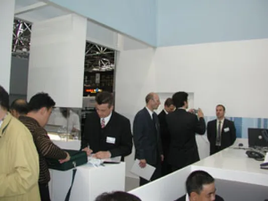 Die ProConception 'On-The-Job-Messe-Coachings und Trainings' mit A. Peter Kunzweiler, sichern den Messeerfolg Bild: Die ProConception 'On-The-Job-Messe-Coachings und Trainings' mit A. Peter Kunzweiler, sichern den Messeerfolg