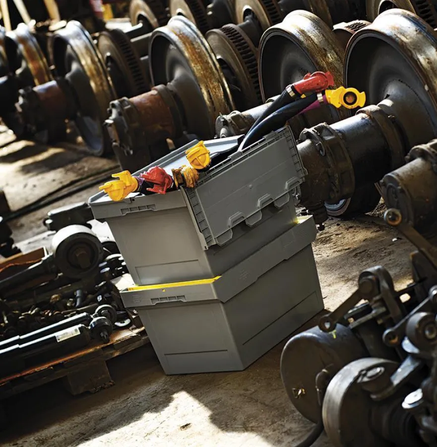 Extrem stabil und widerstandsfähig ? und jedoch erstaunlich leicht: die Mehrwegbehälter Serie DELTA