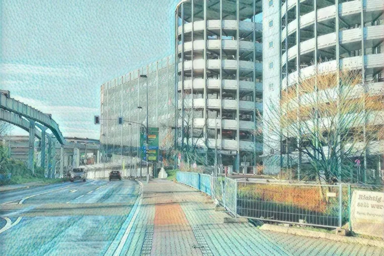 Parken Flughafen Frankfurt. Reisende nach Philippinen müssen Geduld haben. Bild: Parken Flughafen Frankfurt. Reisende nach Philippinen müssen Geduld haben.