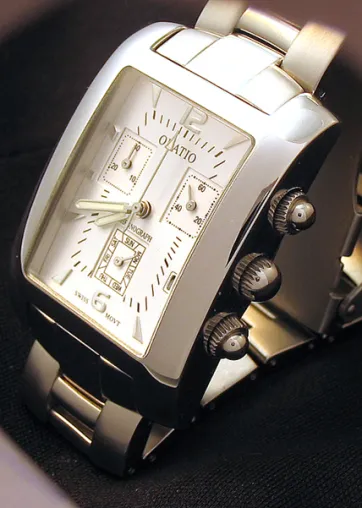 Bild: Neuer Oratio-Chronograph mit Schweizer Werk