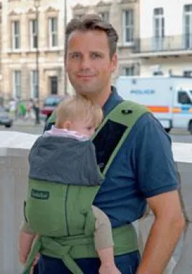 Bild: TÜV-GS Siegel für die Baby-Komforttrage „Bondolino“ von HOPPEDIZ