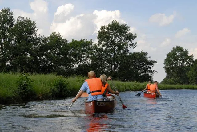 Kanu-Romantik am längsten Tag des Jahres - Mittsommerpaddeln auf Eider, Stör und den Lauenburgischen Seen Bild: Kanu-Romantik am längsten Tag des Jahres - Mittsommerpaddeln auf Eider, Stör und den Lauenburgischen Seen