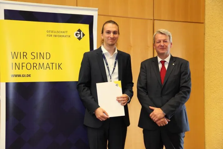 Bild: Stefanie Müller und Sebastian Wild mit Informatik-Dissertationspreis ausgezeichnet