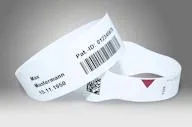 Bild: Patientenarmbänder zur einwandfreien Identifikation