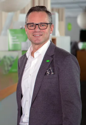 Bild: Erfreuliches 10-Jahres-Jubiläum - 100.000 Loxone Smart Homes realisiert