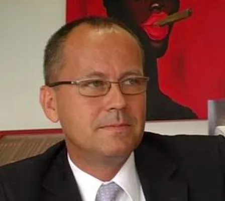 Bild: Branchen-Talk auf smokersnewsTV mit Mark Hofmann, Agio Cigars GmbH