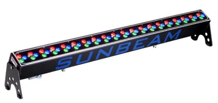 Kühl-Beschallung erweitert Bestand mit neuen LED-Sticks Sunbeam 100 Bild: Kühl-Beschallung erweitert Bestand mit neuen LED-Sticks Sunbeam 100