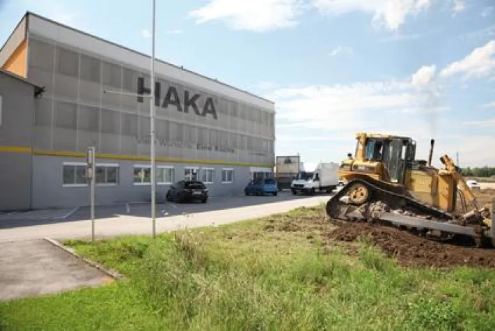 Bild: HAKA geht den grünen Weg