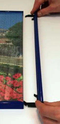 Bild: MIRA Puzzlerahmen
