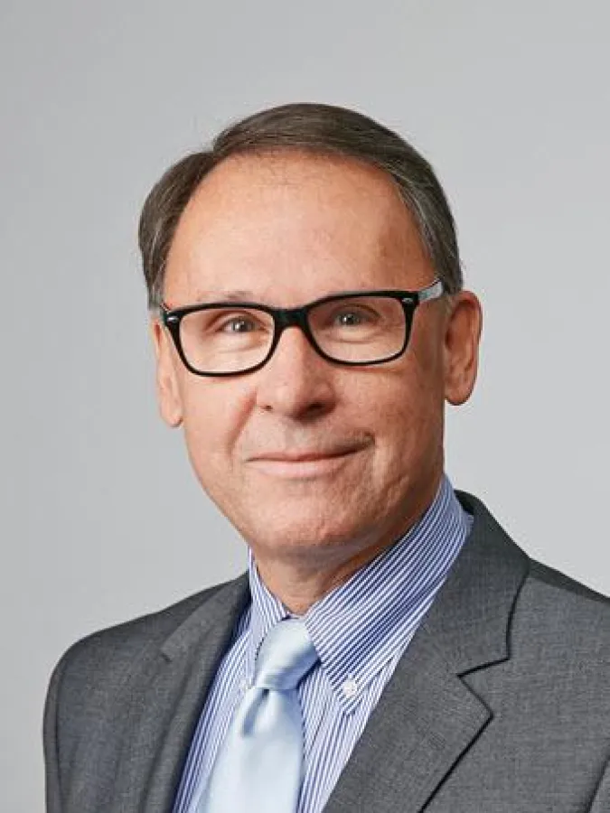 Porträtfoto von Herrn Werzer, Axians ICT Austria, Abdruck honorarfrei