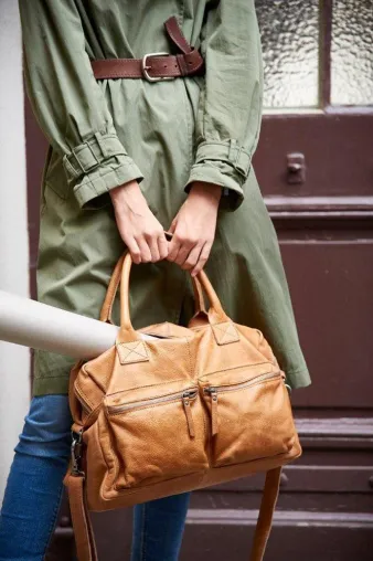 Einzigartige Schönheiten aus Leder Bild: Einzigartige Schönheiten aus Leder