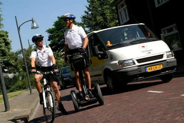 Bild: Der SEGWAY rollt wieder durch die Niederlande