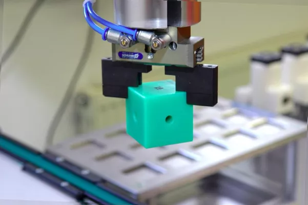 Bild: Neue Rechner für modernen Informatikunterricht in Wernigerode