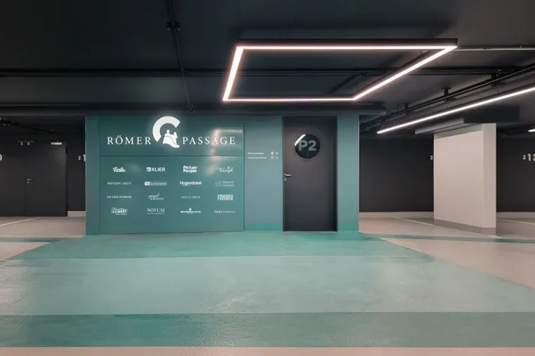 Bild: kplus konzept verleiht dem Parkhaus der Römerpassage in Mainz ein neues Gesicht