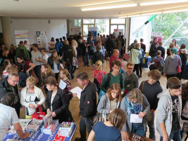 Bild: Zuhause in der Welt - JugendBildungsmesse Dresden weist jungen Menschen Wege ins Ausland