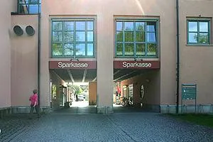 Bild: Glänzender Service für die Sparkasse