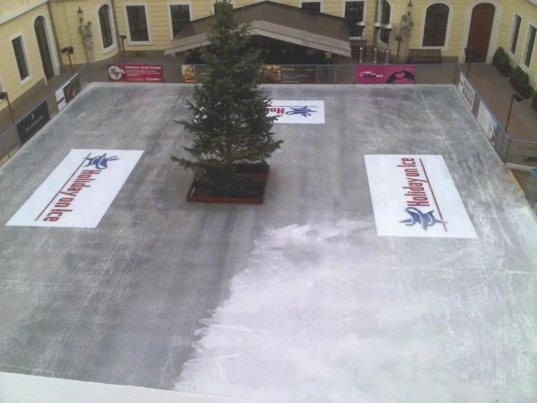 www.allbuyone.com beliefert Holiday on Ice